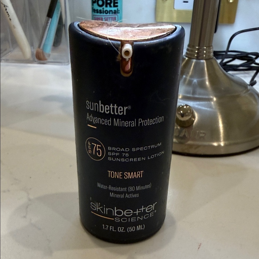 skinbetter science Sunbetter Tone Smart SPF 75 Mineral Sunscreen Lotion